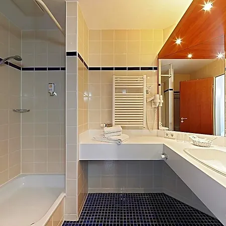 Hotel Kim 4*