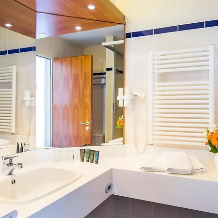 酒店 德雷斯登吉姆酒店 4*